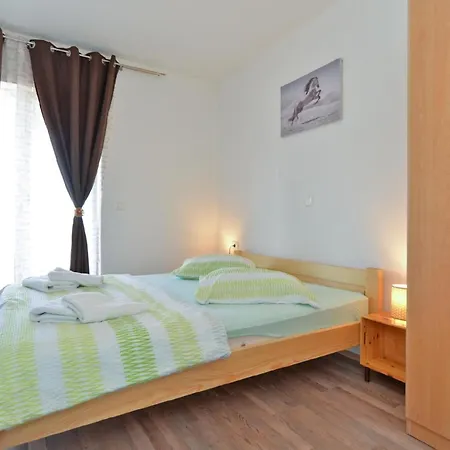 Ferienwohnung Fuer 5 Personen Ca 46 Qm In Sijana, Istrien Istrische Riviera